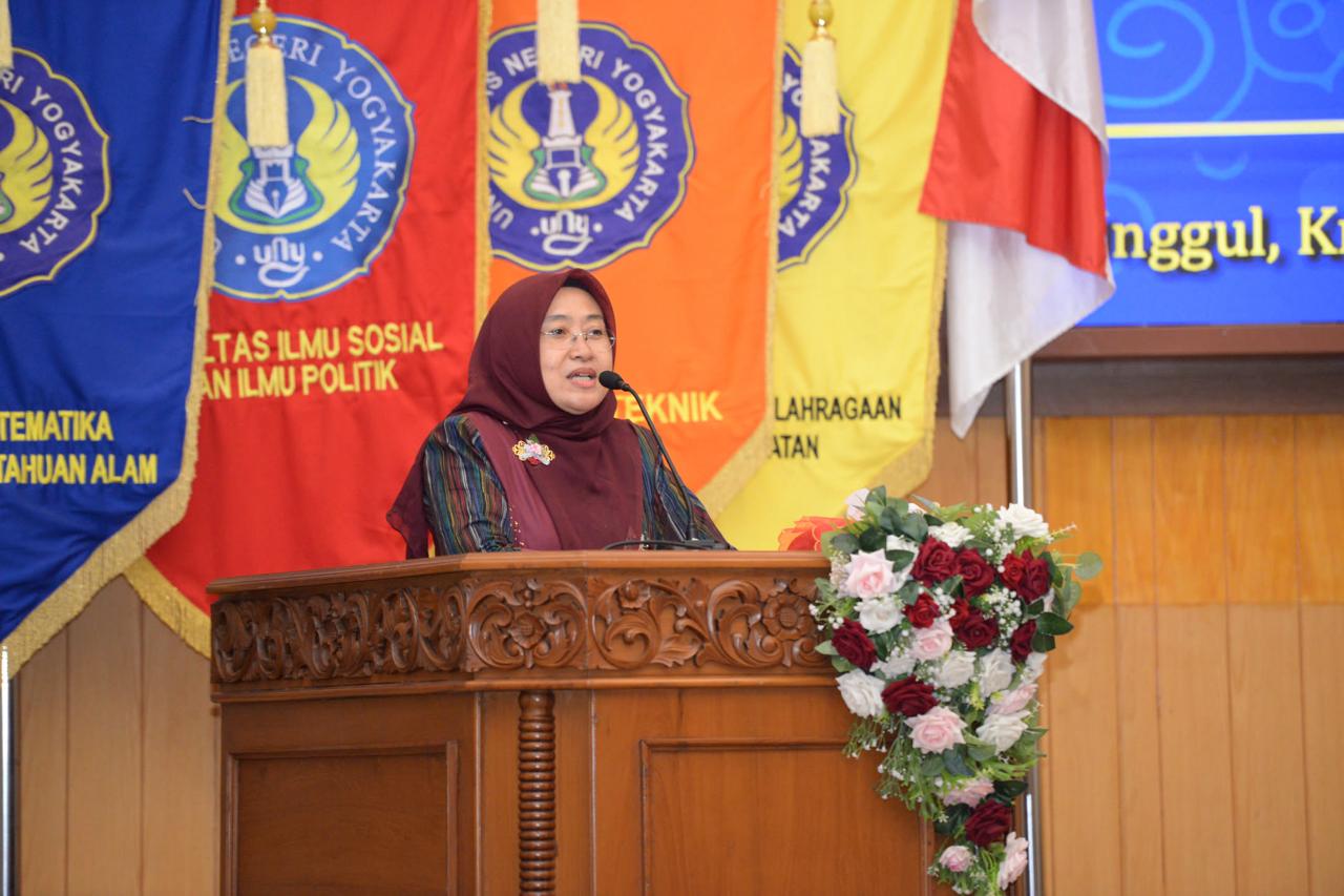 Sambutan Ketua DWP UNY