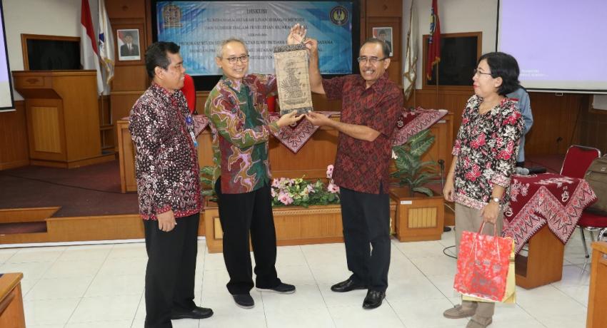 KUATKAN HUBUNGAN BAIK, PRODI ILMU SEJARAH TERIMA KUNJUNGAN DARI UDAYANA