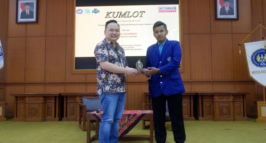 PEMILIK SETIAWAN SPOORING GUGAH JIWA BISNIS MAHASISWA OTOMOTIF UNY