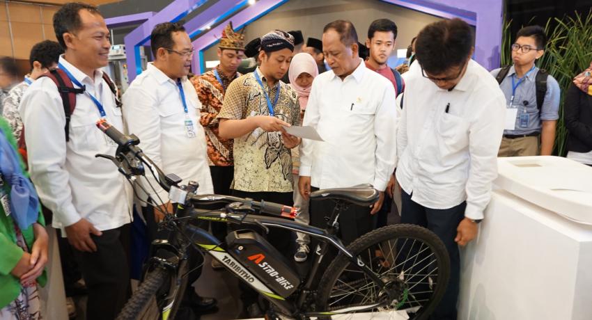 TIGA TENAN LPPM UNY IKUT SERTA DALAM PAMERAN ISS 2019